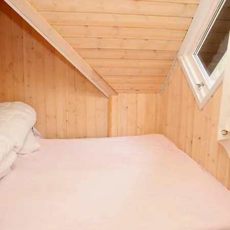 Hébergement de vacances Four-bedroom Holiday In 12 Hals
